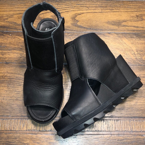 sorel joanie bootie